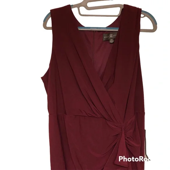 NWT Betsy and Adam “Bobbi” Long Ruffled V Neck Wine Dress size 16W